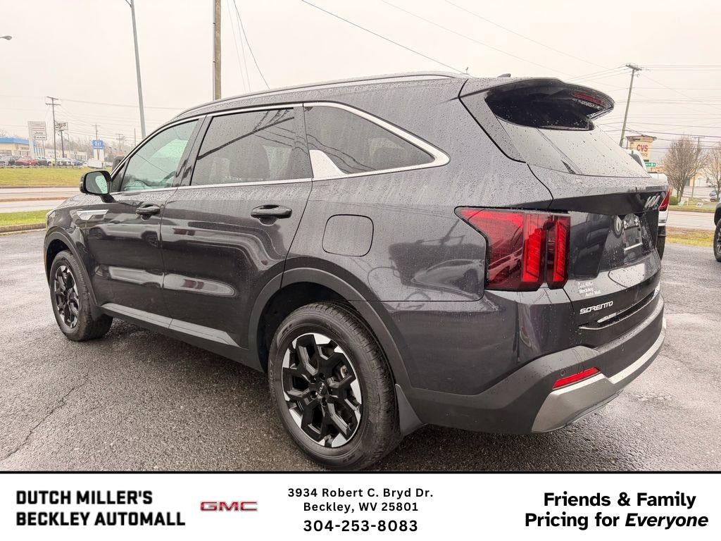 2025 Kia Sorento S
