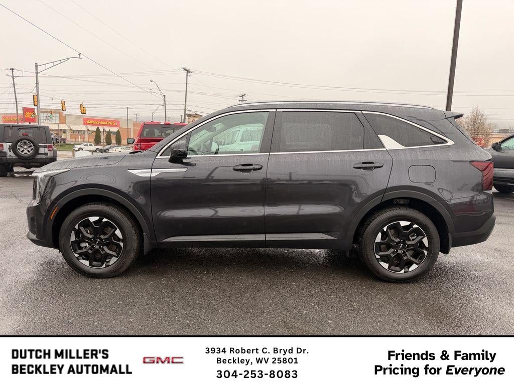 2025 Kia Sorento S
