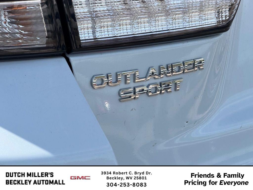 2024 Mitsubishi Outlander Sport S