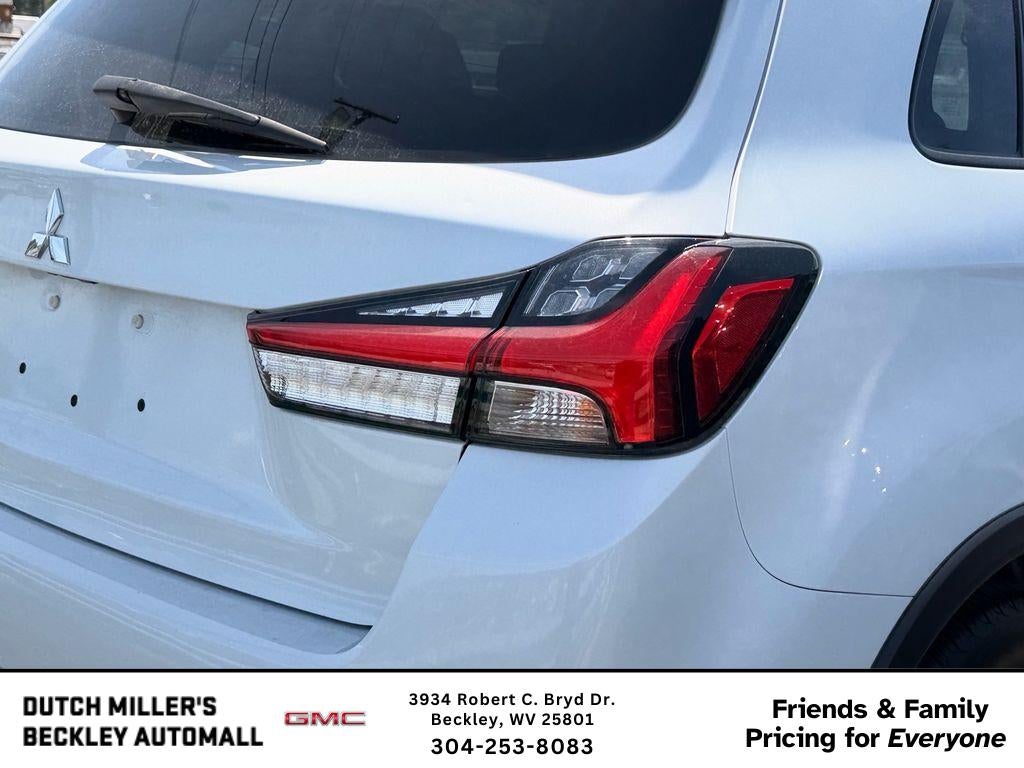 2024 Mitsubishi Outlander Sport S