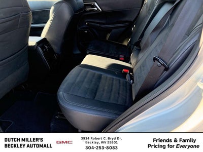 2025 Mitsubishi Outlander SE