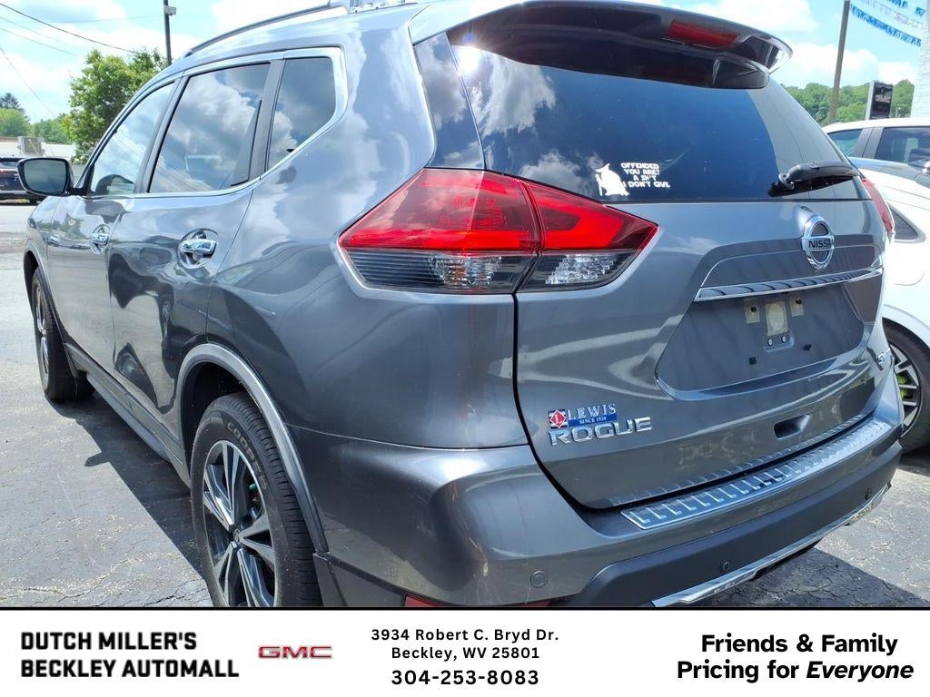 2020 Nissan Rogue SV