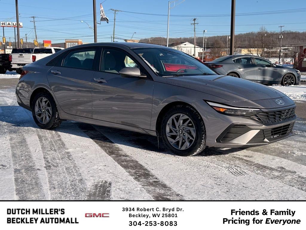 2024 Hyundai Elantra SEL