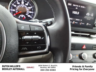 2024 Kia Carnival LX