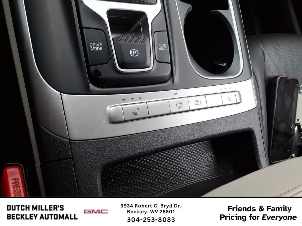 2024 Kia Carnival LX