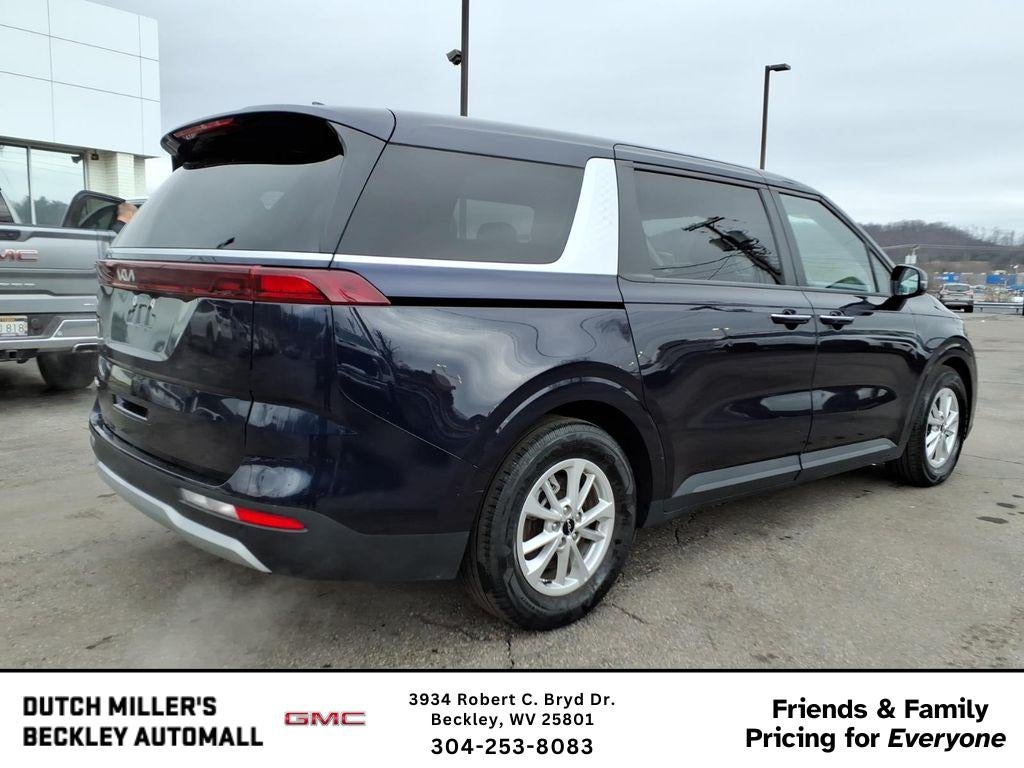 2024 Kia Carnival LX