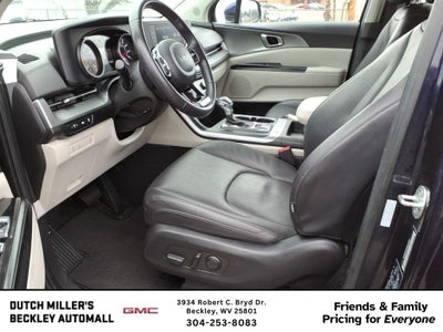 2024 Kia Carnival LX