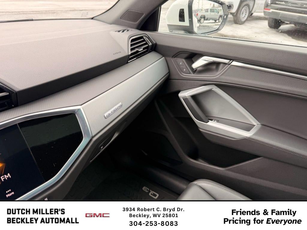 2022 Audi Q3 Premium