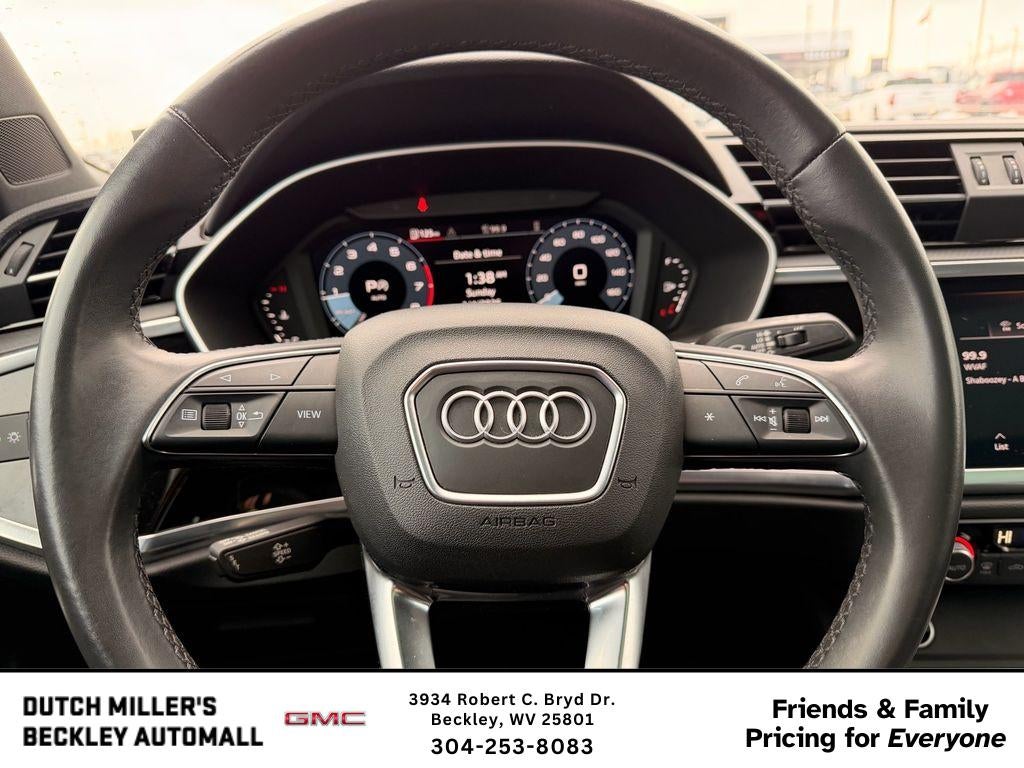 2022 Audi Q3 Premium