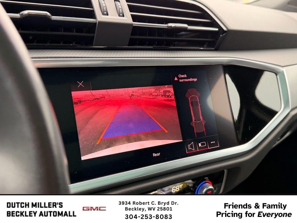 2022 Audi Q3 Premium