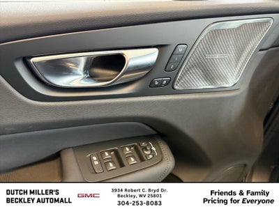 2026 Volvo XC60 Ultra Black Edition