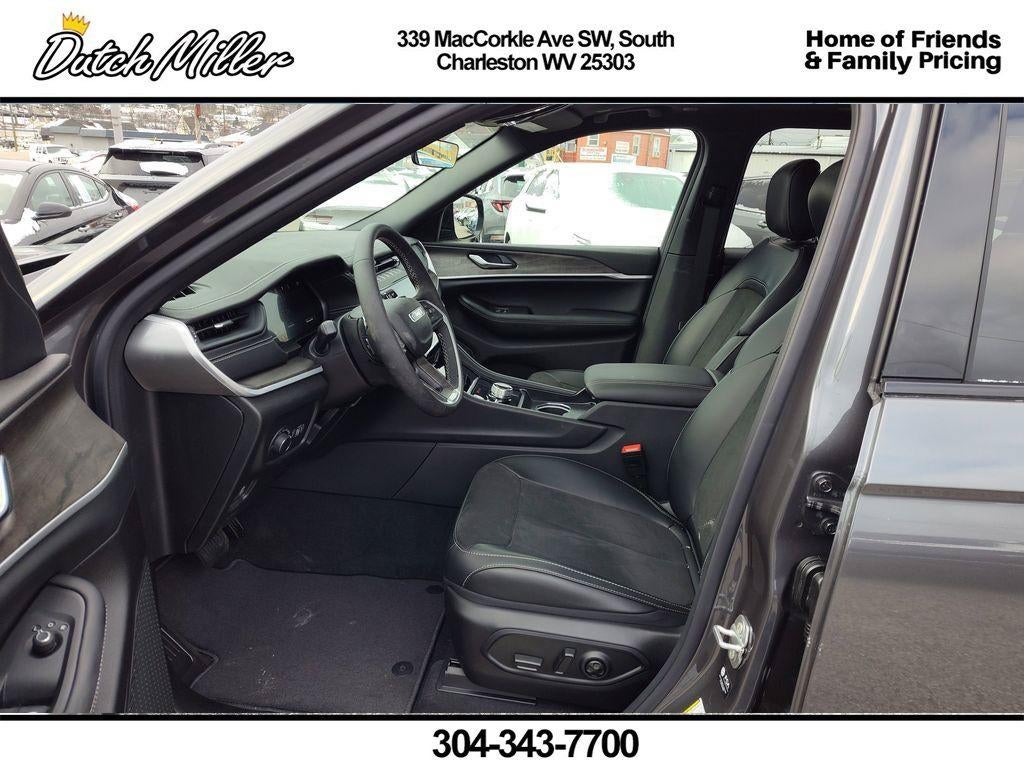 2026 Jeep Grand Cherokee L Laredo Altitude