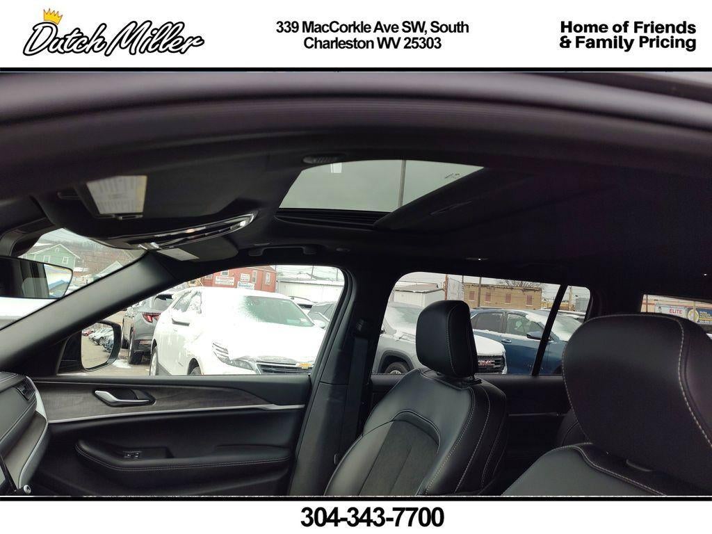2026 Jeep Grand Cherokee L Laredo Altitude