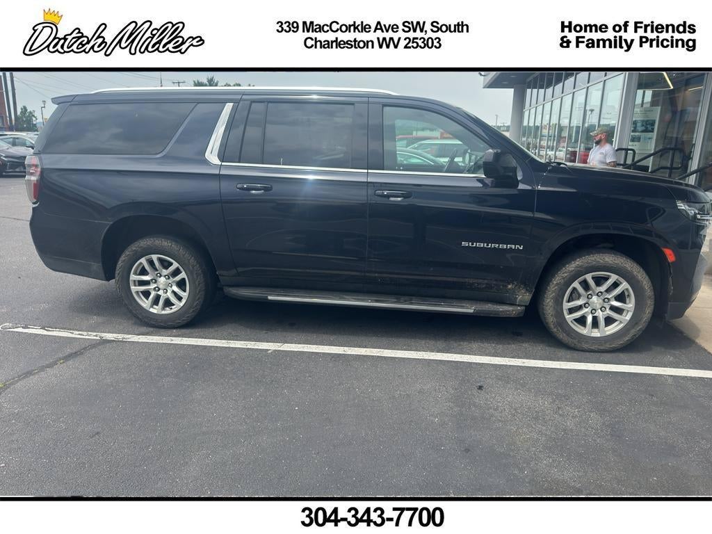 2022 Chevrolet Suburban LT