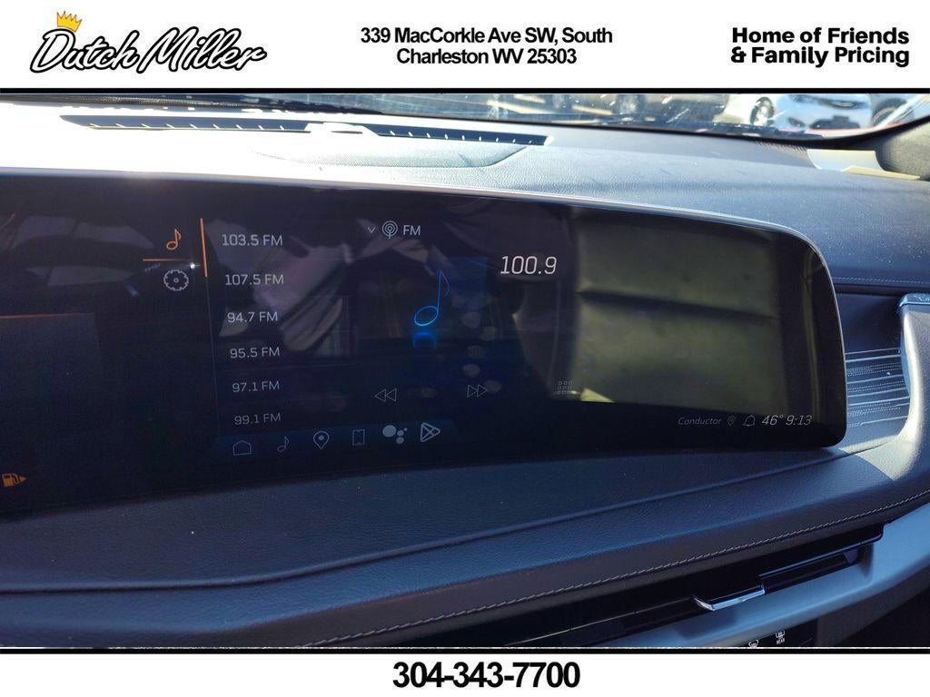 2024 Cadillac XT4 AWD Premium Luxury
