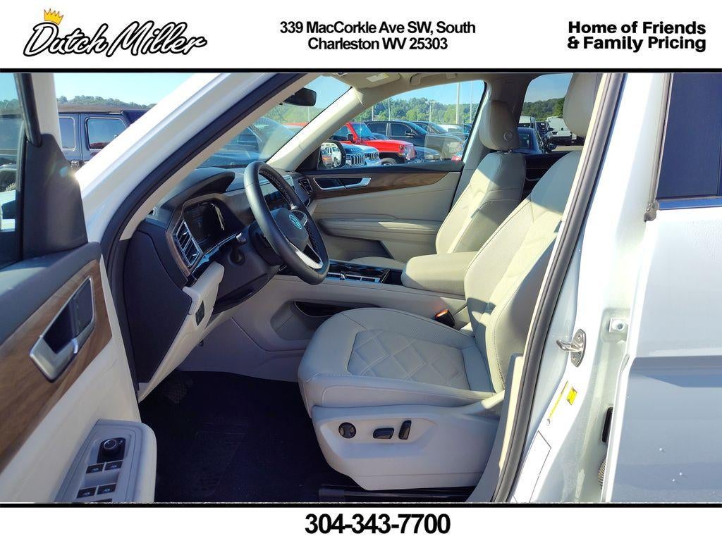 2025 Volkswagen Atlas 2.0T SE w/Technology