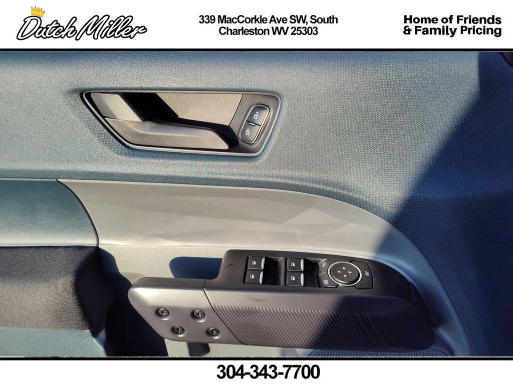 2025 Ford Maverick XL