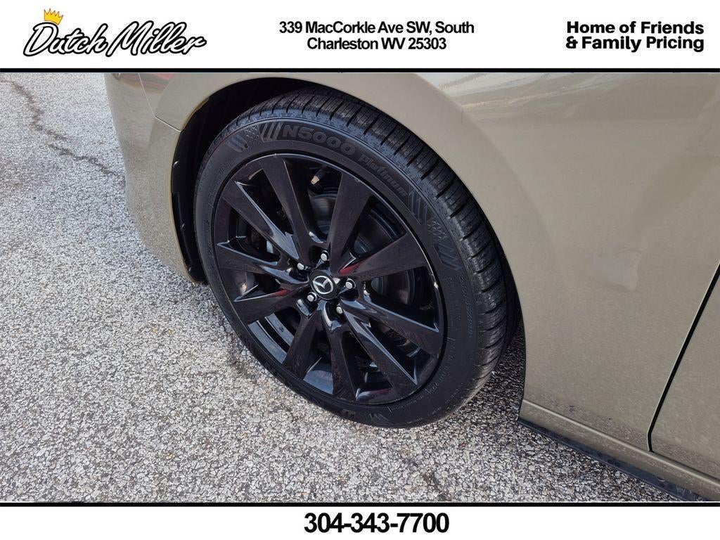 2024 Mazda Mazda3 2.5 Carbon Turbo