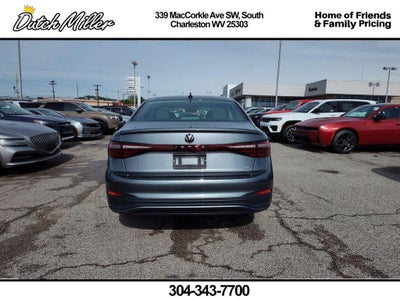 2025 Volkswagen Jetta SE