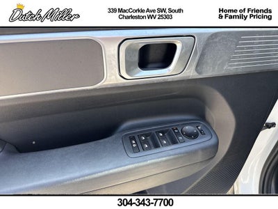 2025 Hyundai Santa Fe SE