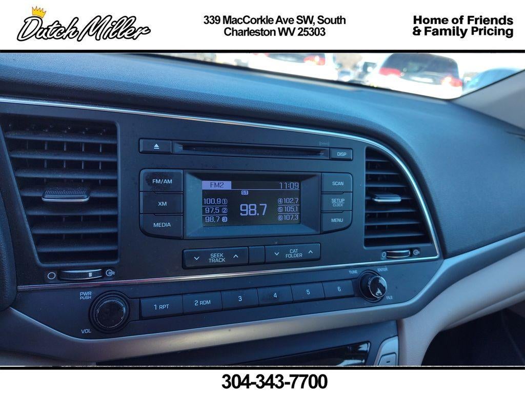 2017 Hyundai Elantra SE