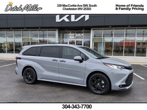 2025 Toyota Sienna Woodland Edition