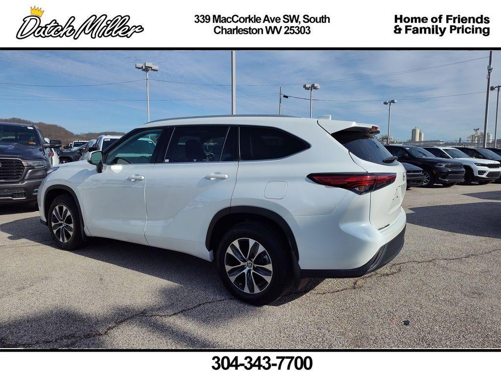 2022 Toyota Highlander XLE
