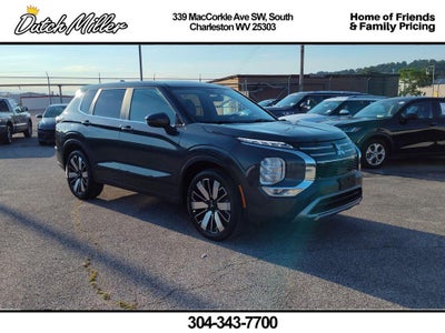 2025 Mitsubishi Outlander SE