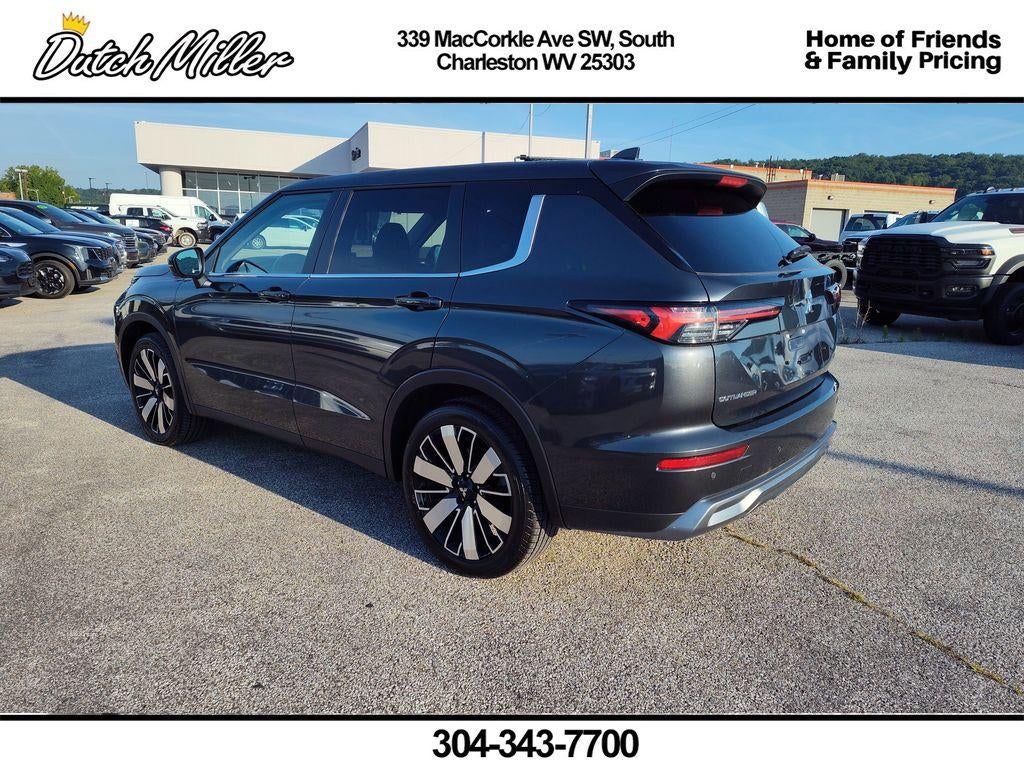 2025 Mitsubishi Outlander SE