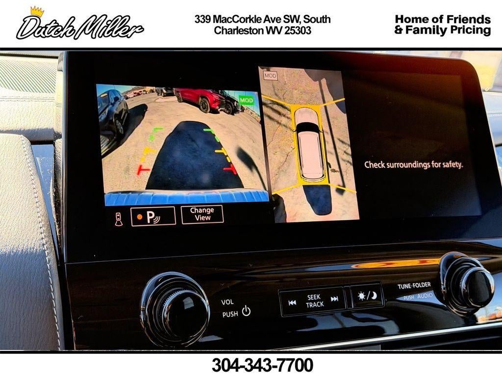 2024 INFINITI QX80 LUXE