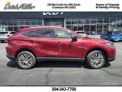 2022 Toyota Venza XLE
