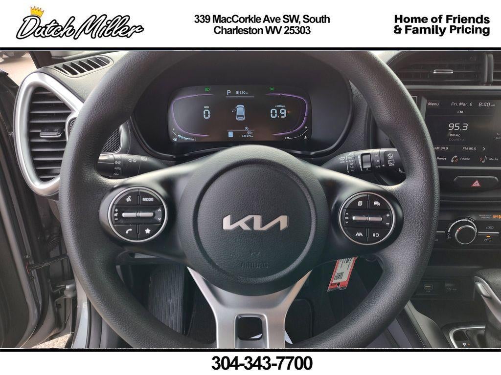 2024 Kia Soul LX