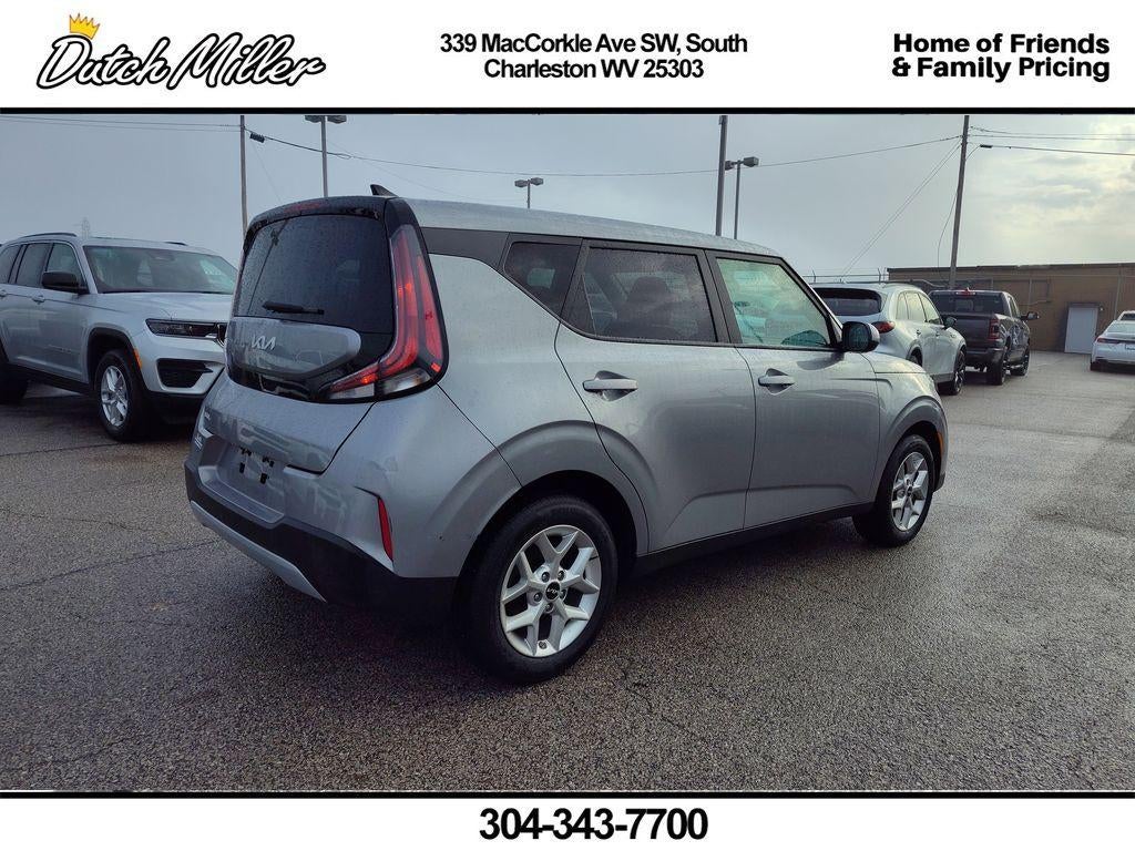 2024 Kia Soul LX