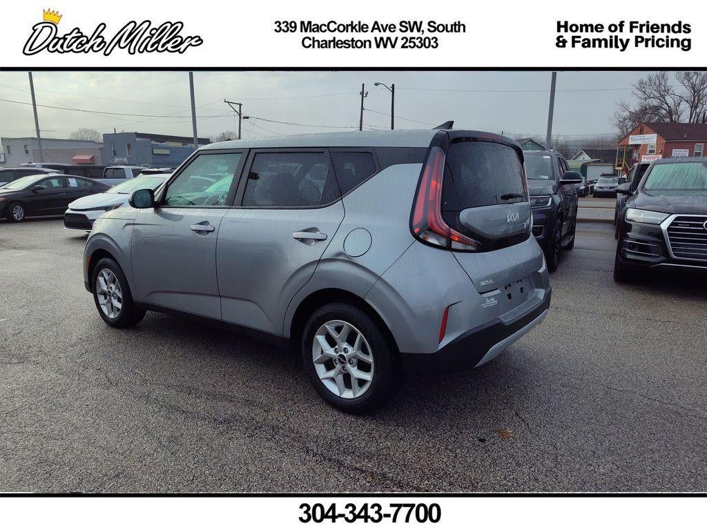 2024 Kia Soul LX