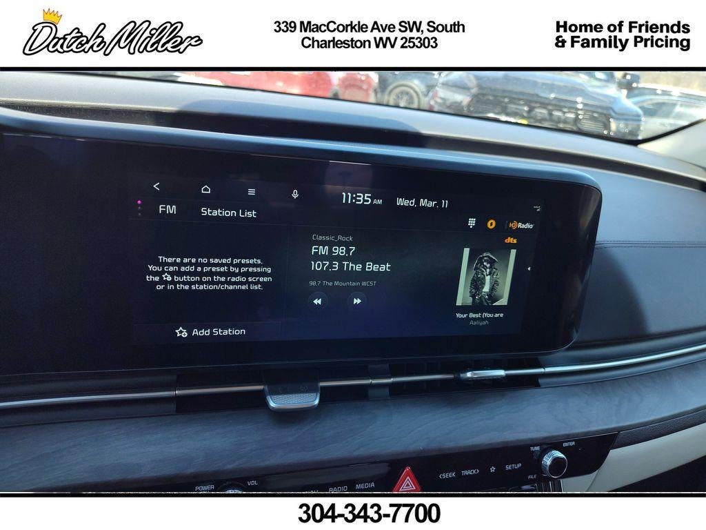 2024 Kia Carnival SX