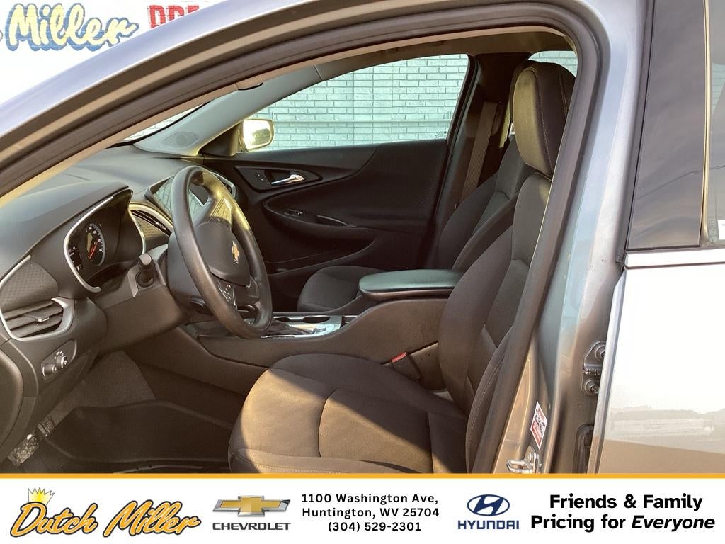 2024 Chevrolet Malibu LS