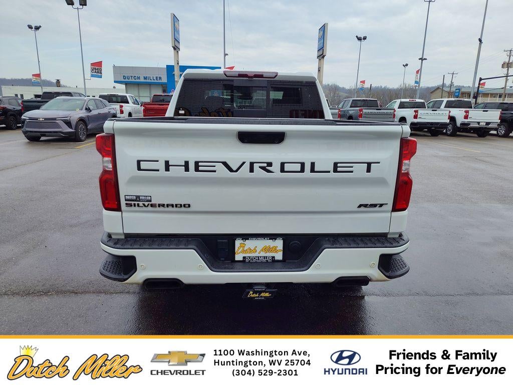 2024 Chevrolet Silverado RST