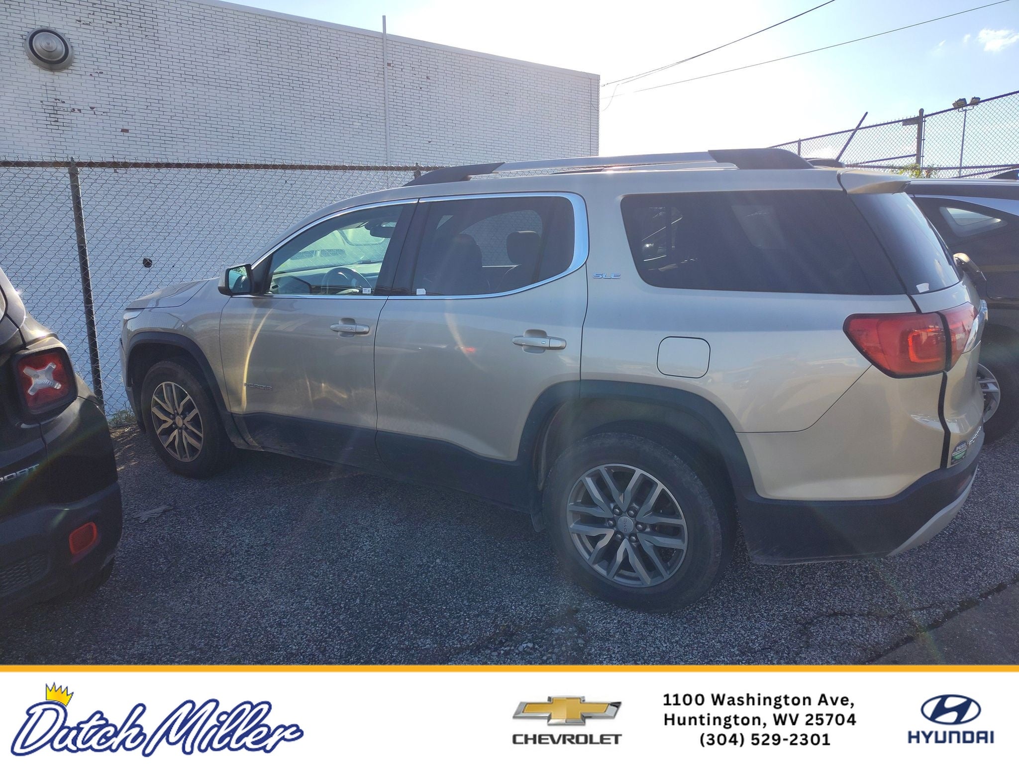 2017 GMC Acadia SLE