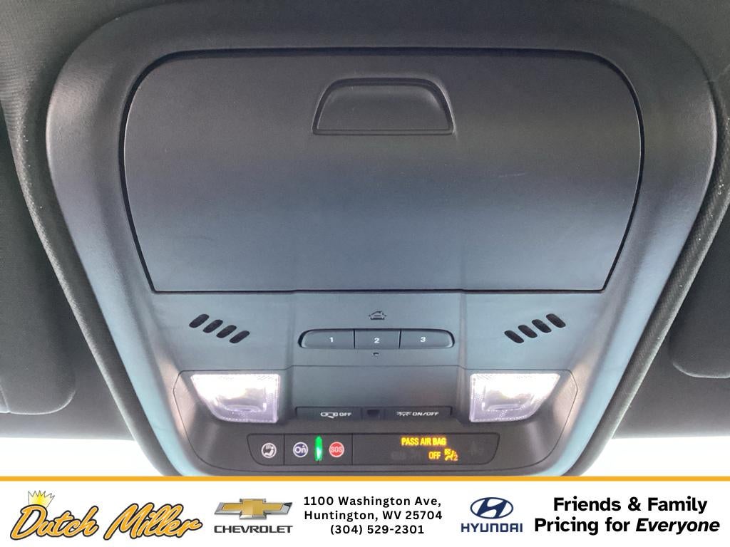 2024 Cadillac XT4 AWD Premium Luxury