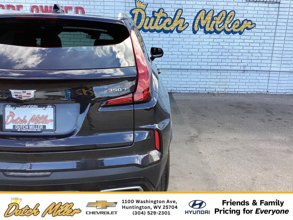 2024 Cadillac XT4 AWD Premium Luxury