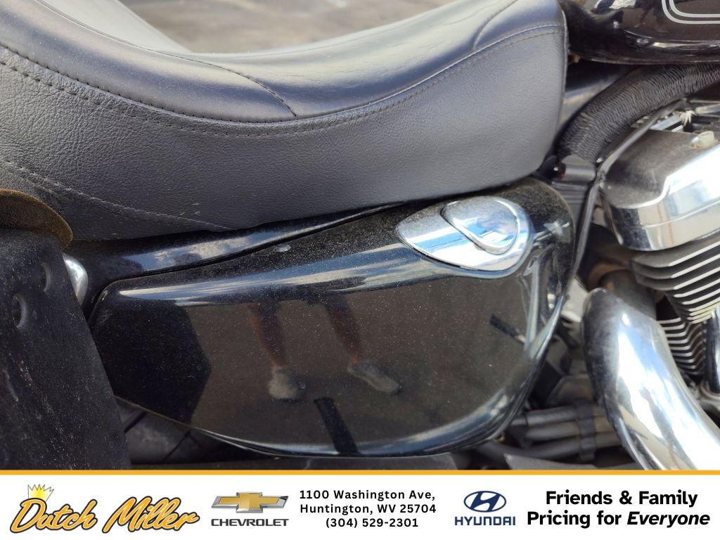 2009 Harley-Davidson XL1200C Base