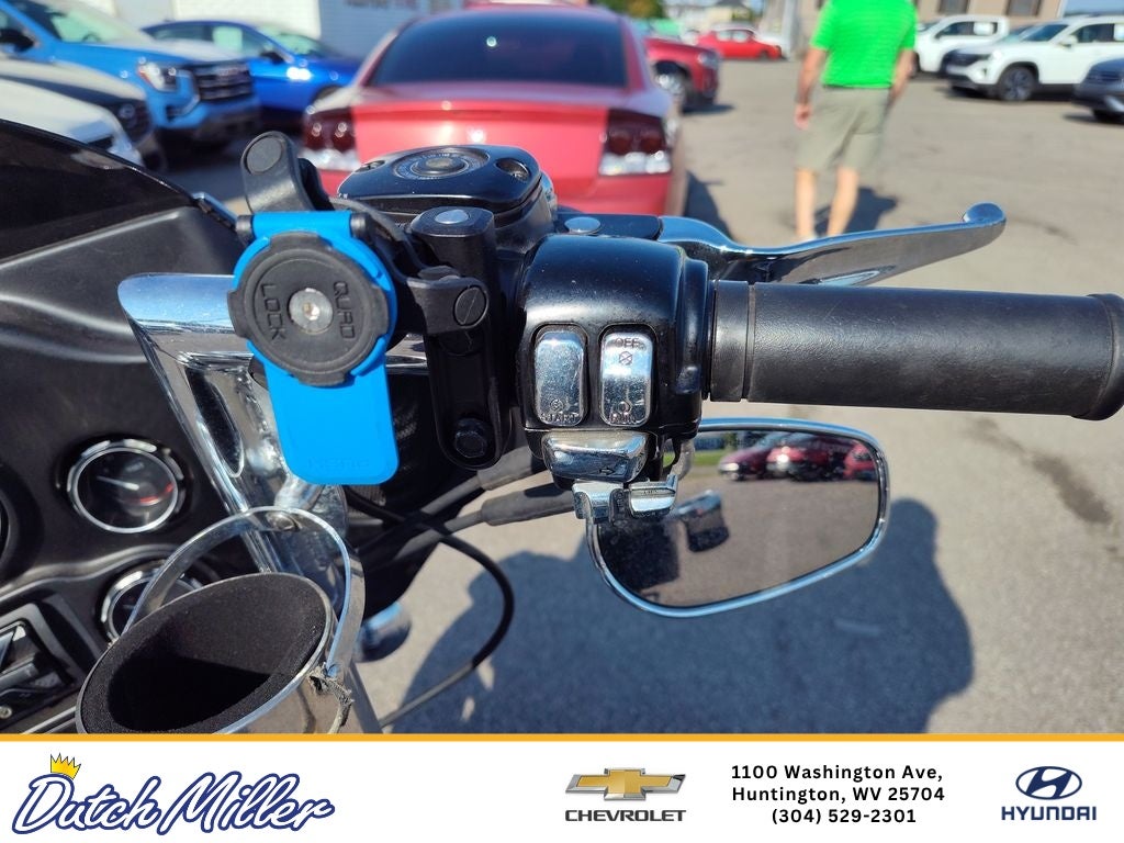 2003 Harley-Davidson FLHTCUI Base