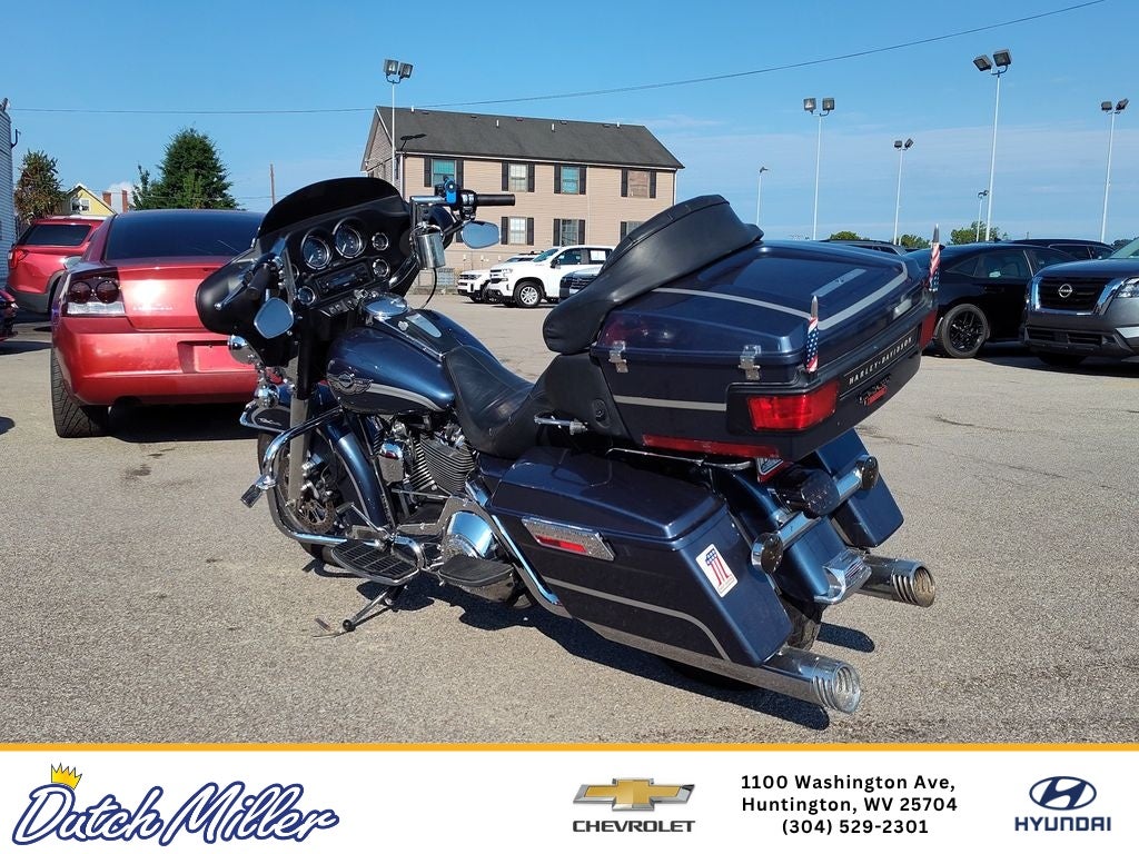 2003 Harley-Davidson FLHTCUI Base