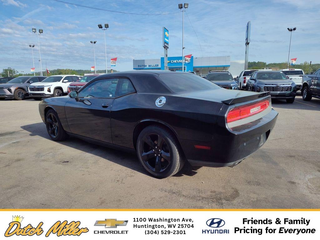 2014 Dodge Challenger SXT Plus