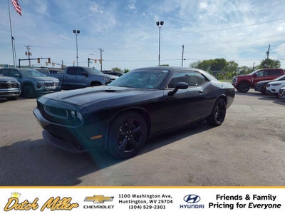 2014 Dodge Challenger SXT Plus