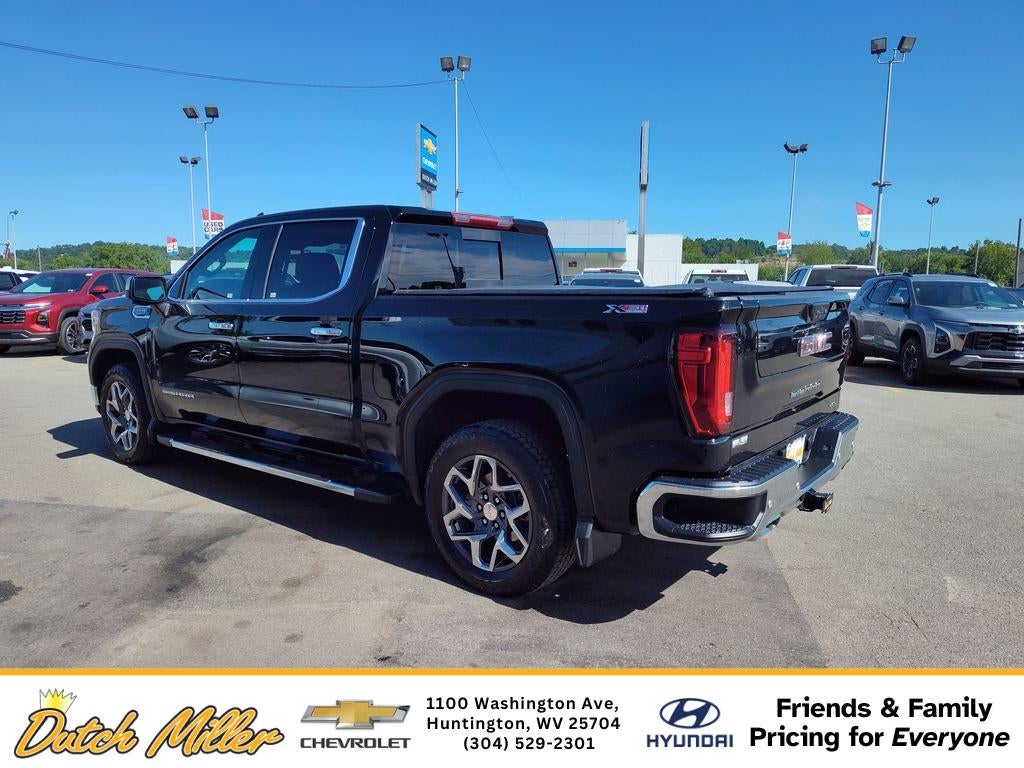 2025 GMC Sierra SLT