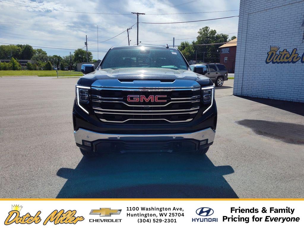 2025 GMC Sierra SLT
