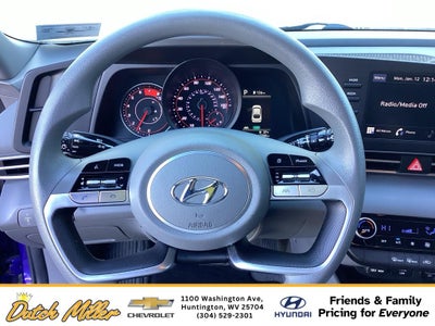 2022 Hyundai Elantra SEL