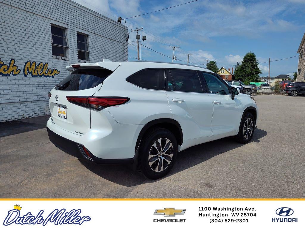 2022 Toyota Highlander XLE