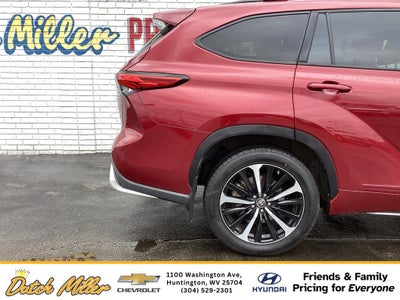 2021 Toyota Highlander XSE